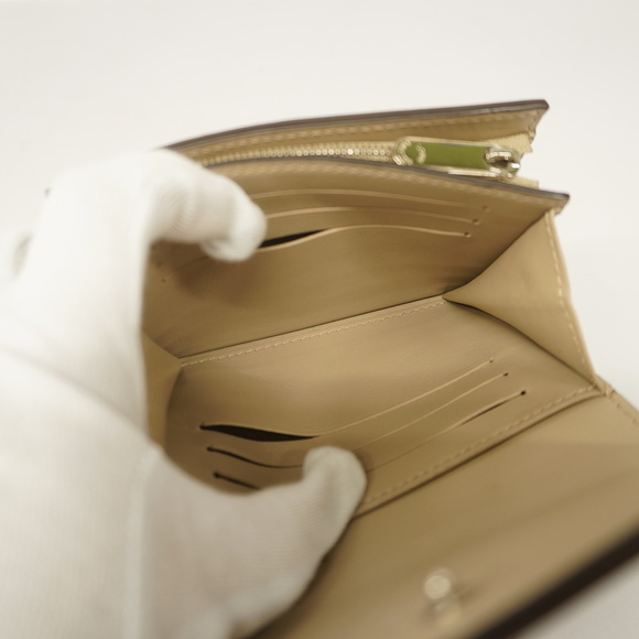 Louis Vuitton Mahina Portofeuil Iris Compact Bifold Wallet - Picture 4 of 7